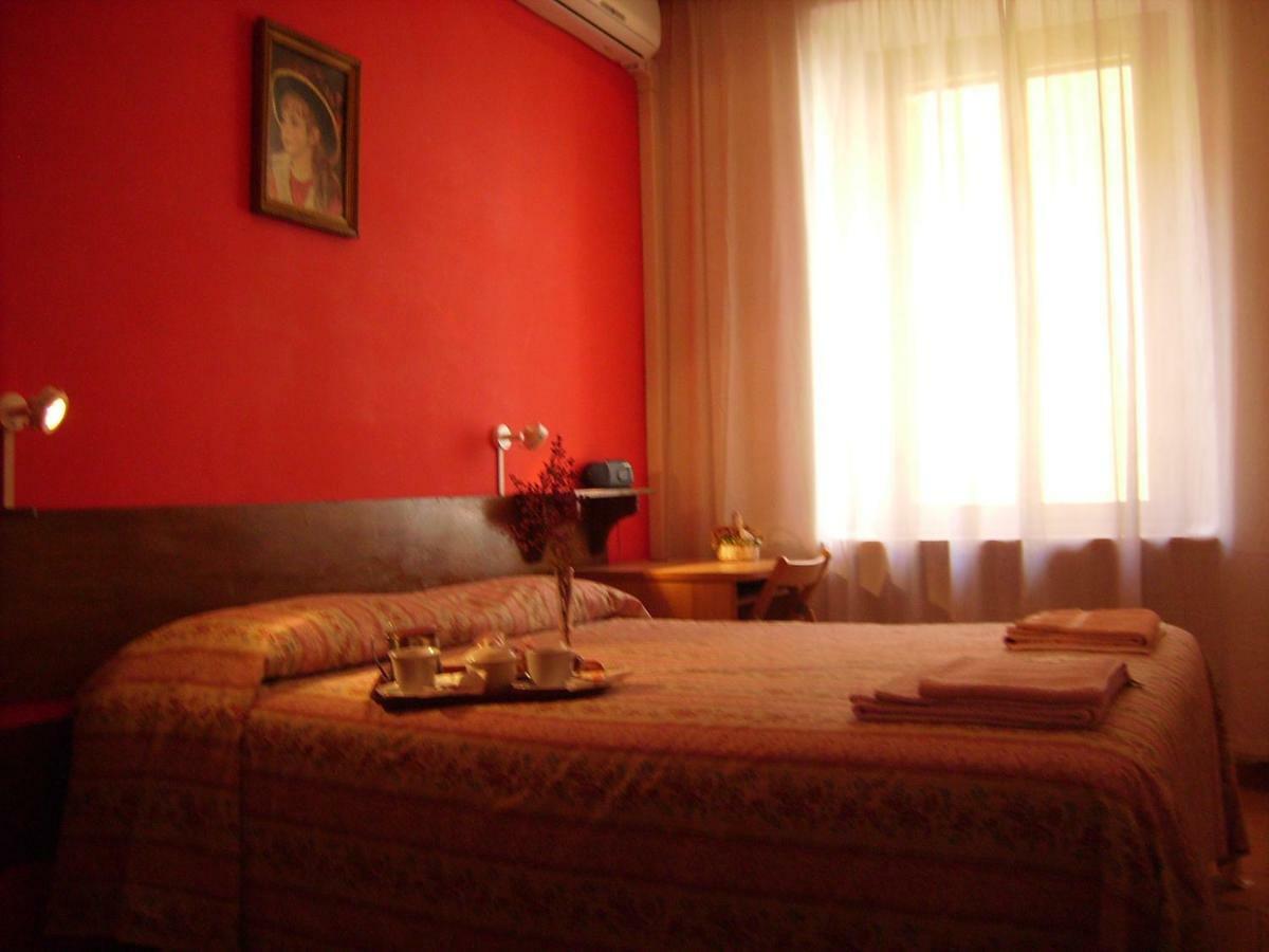 B&B Vaticanrooms Rzym Zewnętrze zdjęcie